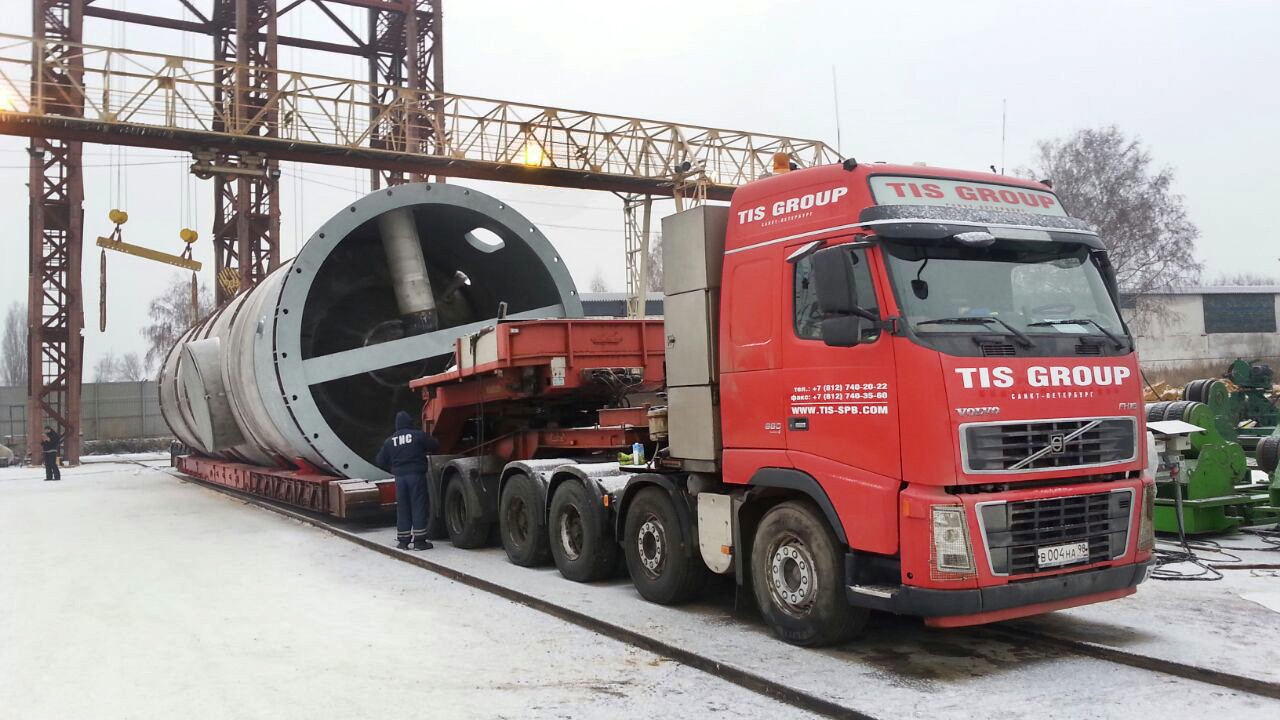 Автомобильная транспортировка партии промышленного оборудования